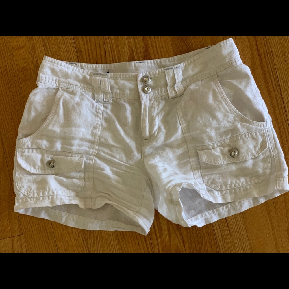 A gentle use shorts